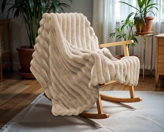 Prabangus dirbtinio kailio pledas Rib Rabbit Fur