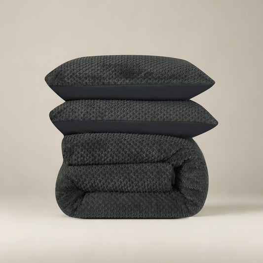 Antracito spalvos pliušinės patalynės komplektas Teddy