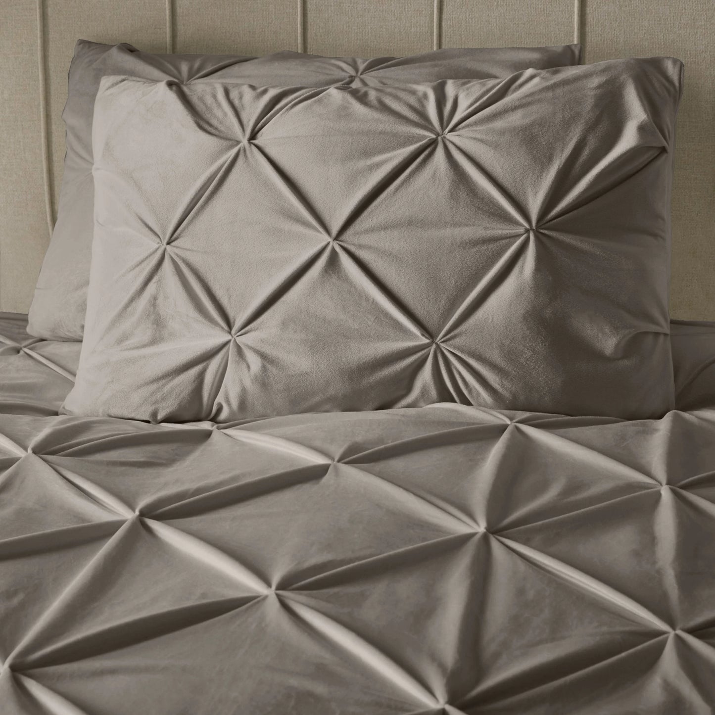 Velvet Pintuck patalynės komplektas