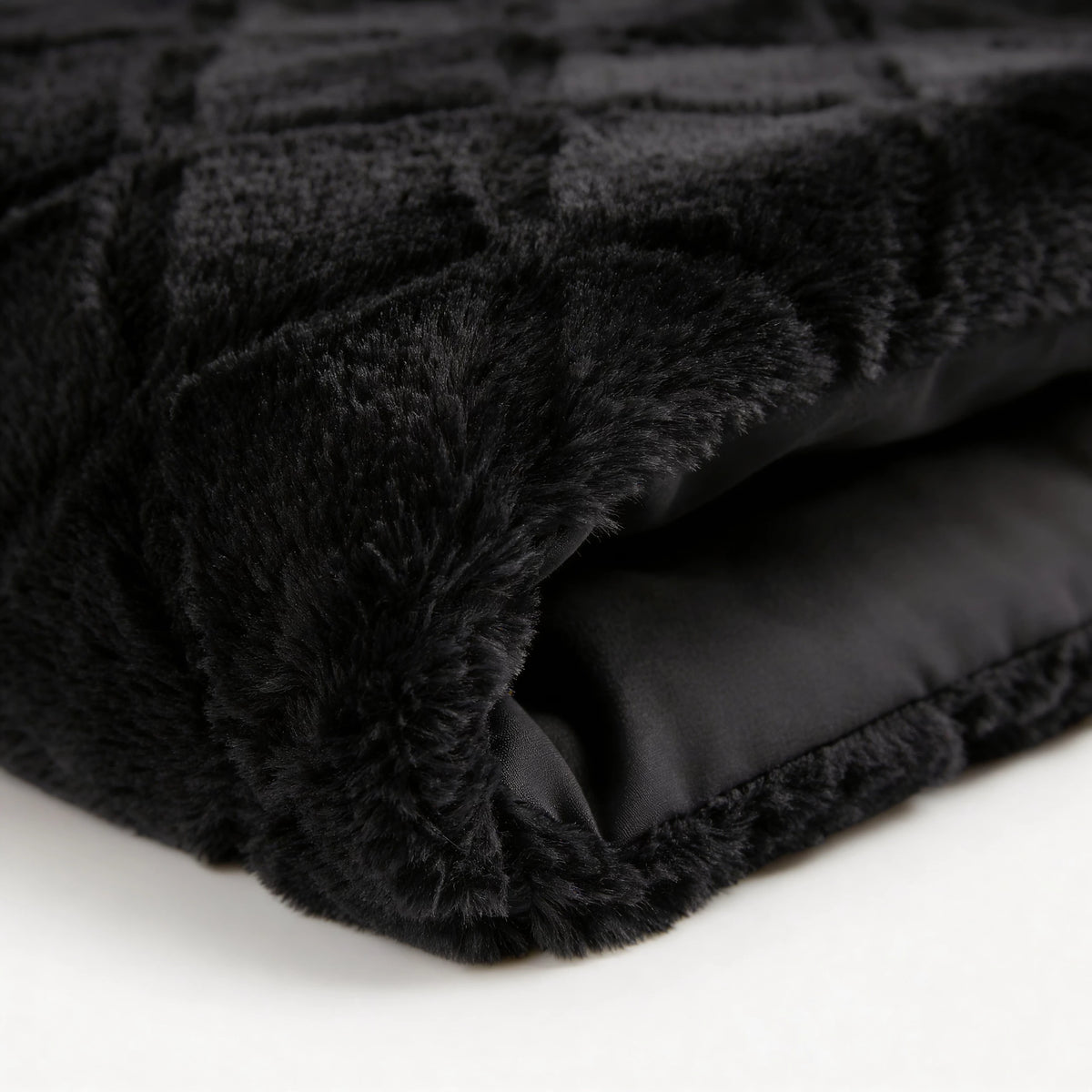 Pliušinė patalynė iš dirbtinio kailio Faux Fur Syon