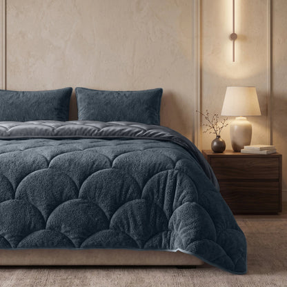 Dvipusė šilta antklodė su pagalvių užvalkalais Teddy Velvet